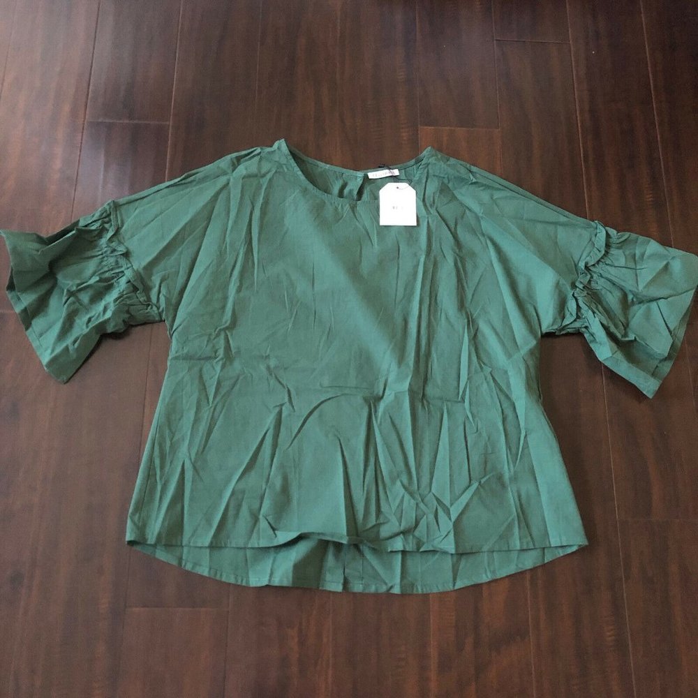 NWT:Cellabie bell sleeve 2XL green green tunic